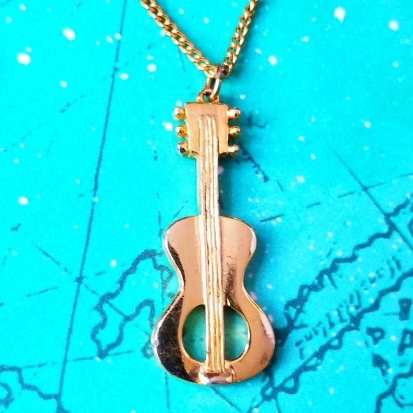 Jewelry - Relisted -guitar necklace gold tone